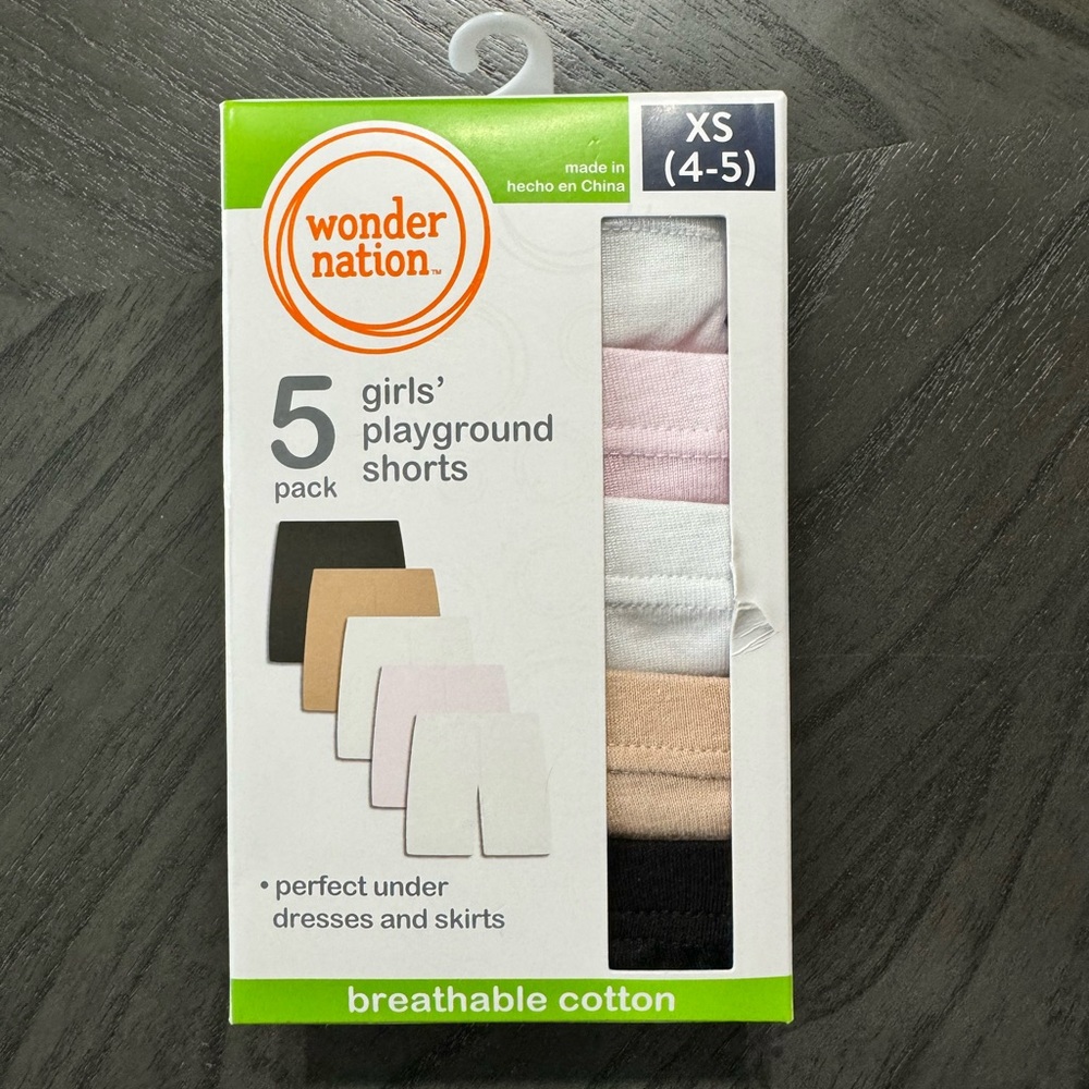 Brand new ever used Wonder Nation girls playground shorts. 5 Pack. XS(4-5)